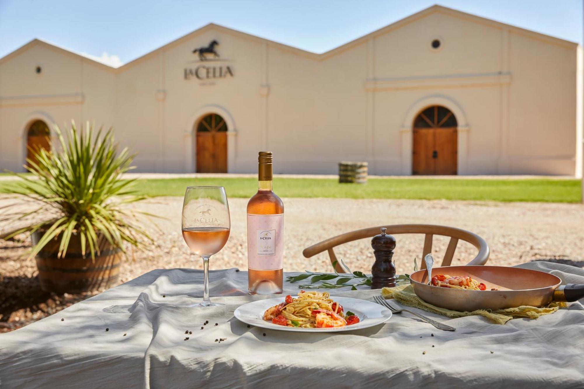 Posada La Celia Eugenio Bustos Bagian luar foto
