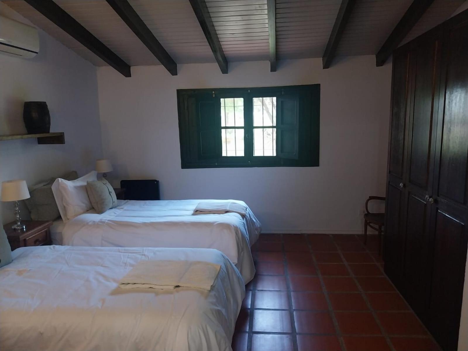 Posada La Celia Eugenio Bustos Bagian luar foto